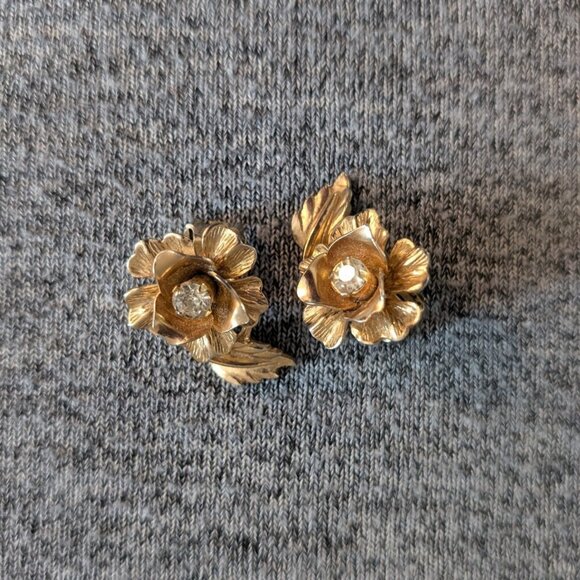 Coro Jewelry - Vintage Coro Gold-toned Rose Clip-on Earrings with Rhinestone, Signed, READ